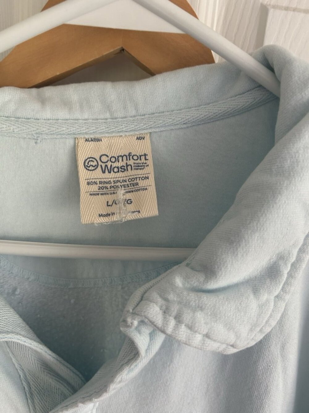 Sail boat Quilt Patchwork , Upcycled Vintage Sweatshirt, Light Blue Size L - Picture 3 of 4